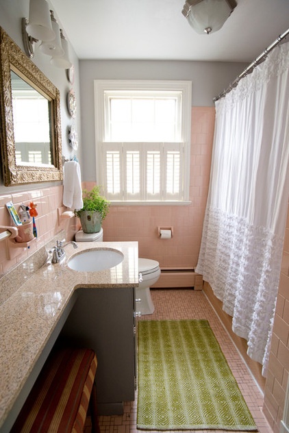 Houzz Call: Have a Beautiful Small Bathroom? We Want to See It!