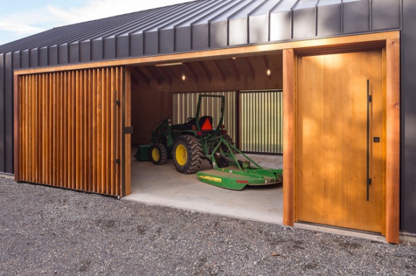 A Modern Tractor Shed Stakes Its Claim in the Landscape