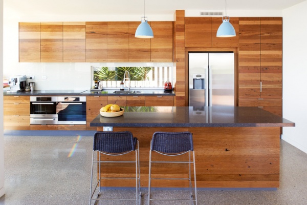 Contemporary Kitchen by Mackenzie Pronk Architects