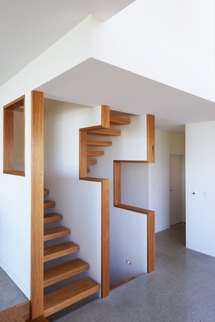 Contemporary Staircase by Mackenzie Pronk Architects