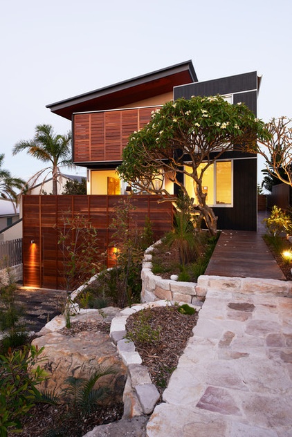 Contemporary Exterior by Mackenzie Pronk Architects