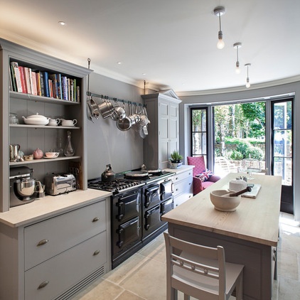 Traditional Kitchen by Russell Taylor Architects