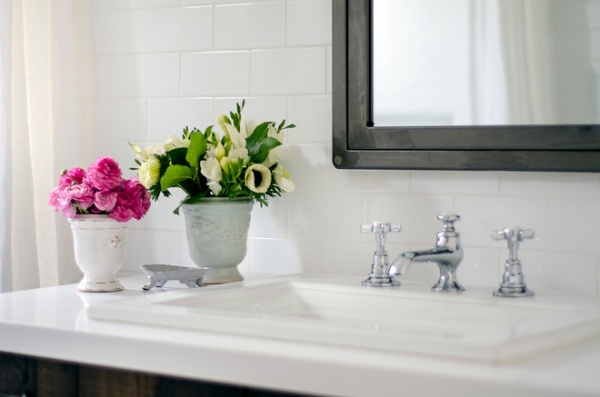 Farmhouse Bathroom by FOUR POINT Design+Construction Inc.