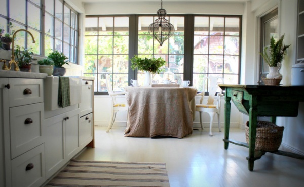 12 Farmhouse Touches That Bring Homeyness to a Kitchen