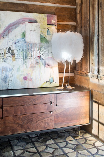 Houzz Tour: Clean Lines and Whimsy in a Rustic Ski House