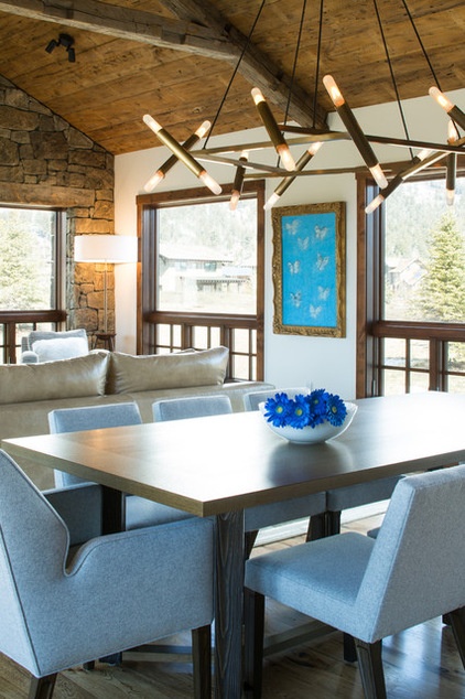 Houzz Tour: Clean Lines and Whimsy in a Rustic Ski House