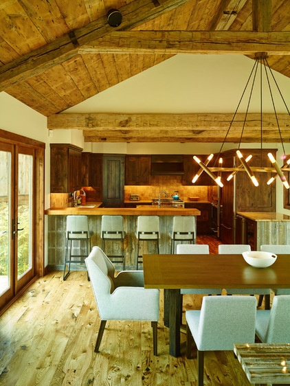 Houzz Tour: Clean Lines and Whimsy in a Rustic Ski House