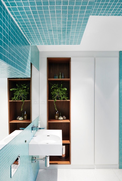 Contemporary Bathroom by elaine richardson architect