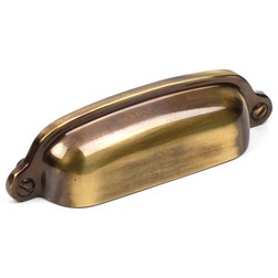 Traditional Pulls by Century Hardware