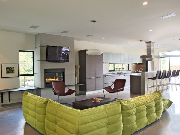 Contemporary Living Room by PLACE architect ltd.