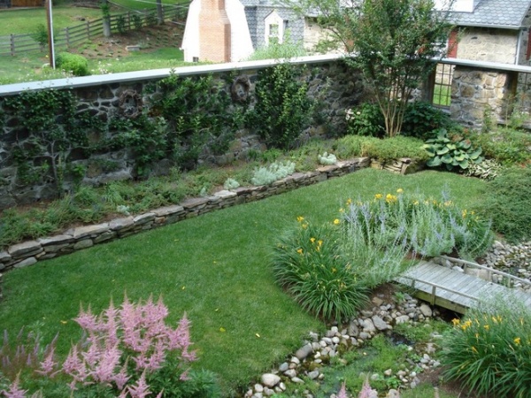 Traditional Landscape by Slater Associates Landscape Architects