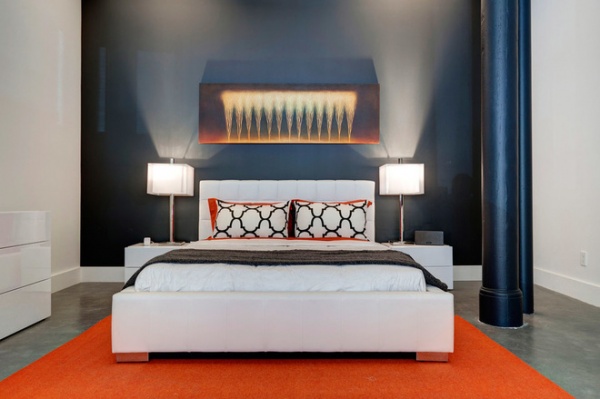 Contemporary Bedroom by Photographie Panotonic