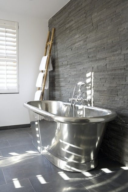 Contemporary Bathroom by Anne Webster Designs Pty Ltd