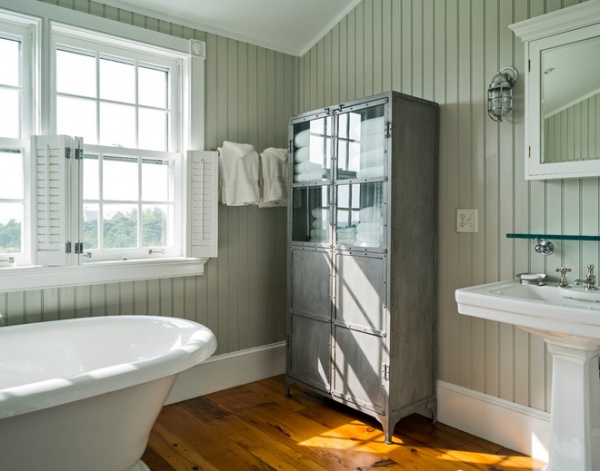 Beach Style Bathroom by Stedila Design