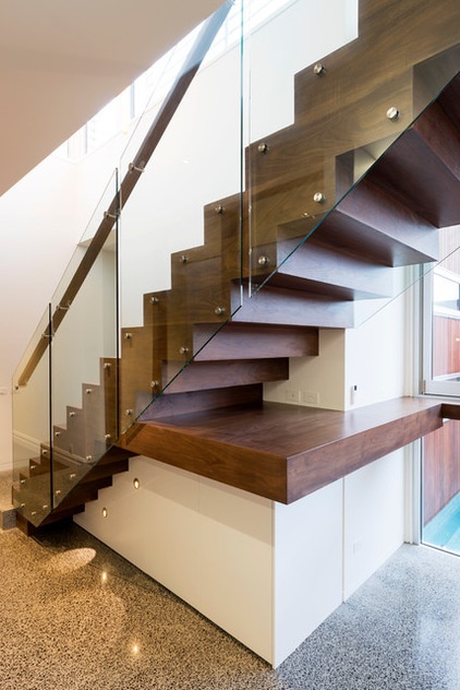 Contemporary Staircase by Dig Design