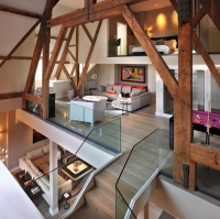 Houzz Tour: Remaking a Penthouse in a Gothic London Landmark