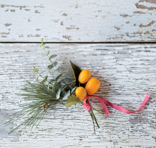 3 Recipes for Foraged Holiday Table Decor