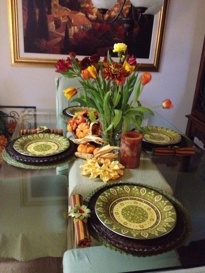 Traditional Thanksgiving Tablescape