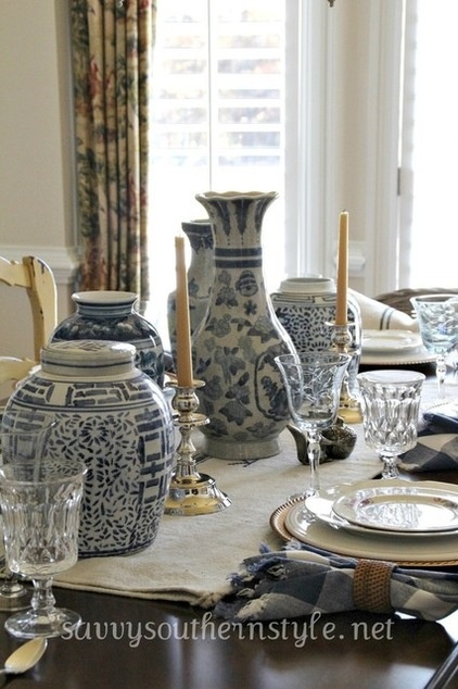 Traditional Dining Room Thanksgiving Tablescape