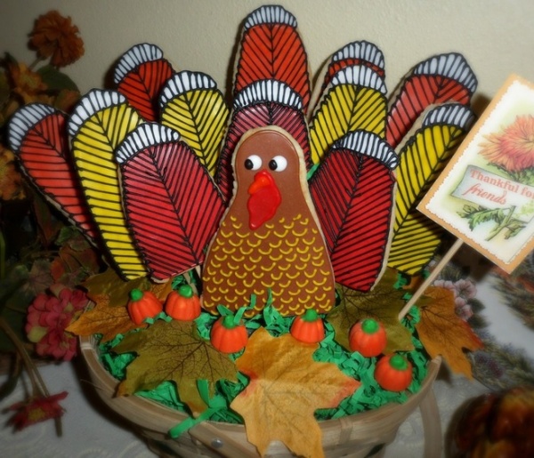 Traditional Thanksgiving Tablescape