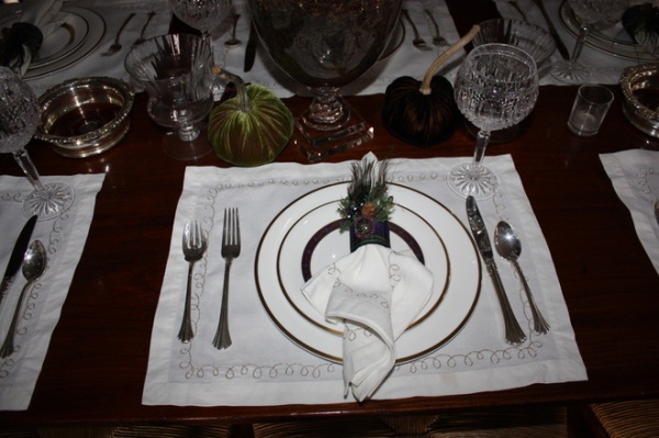 Traditional Dining Room Thanksgiving Tablescape