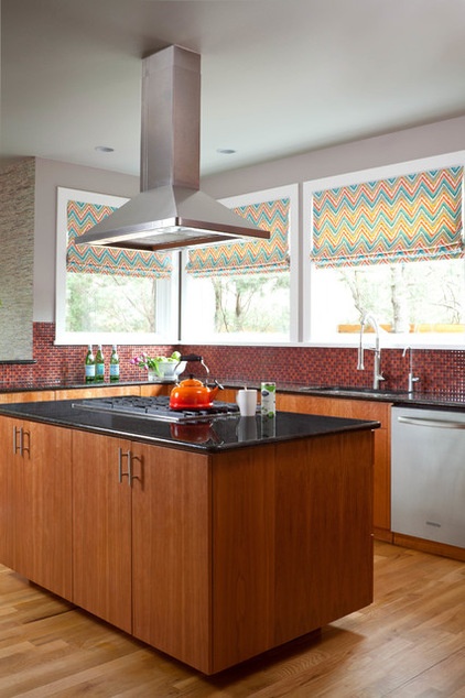 Houzz Tour: A Home of a Different Color