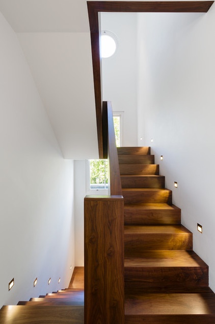 Contemporary Staircase by Gregory Phillips Architects