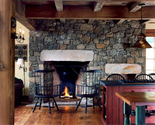 Farmhouse Living Room by Archer & Buchanan Architecture, Ltd.