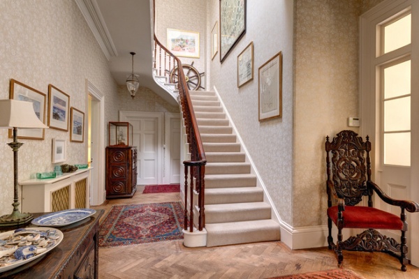 Traditional Staircase by Colin Cadle Photography