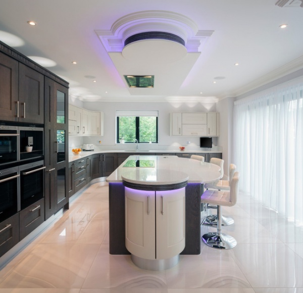 Contemporary Kitchen by Stoneham Kitchens