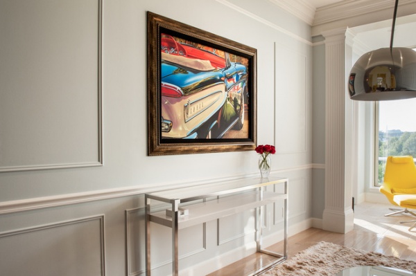 Houzz Tour: Couple Pares Down and Pumps Up the Style