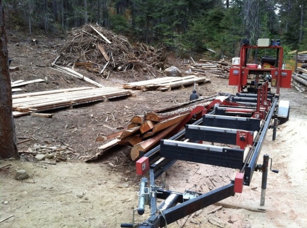 Houzz Tour: Off the Grid in the Remote Washington Wilderness