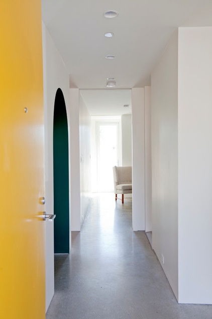 Houzz Tour: Innovative Home Reunites Generations Under One Roof