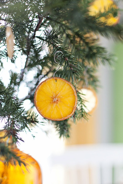 20 DIY Ornaments to Give or Keep