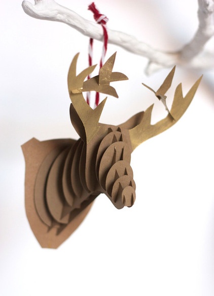 20 DIY Ornaments to Give or Keep