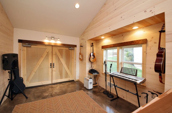 Houzz Call: Show Us Your Hardworking Studio!