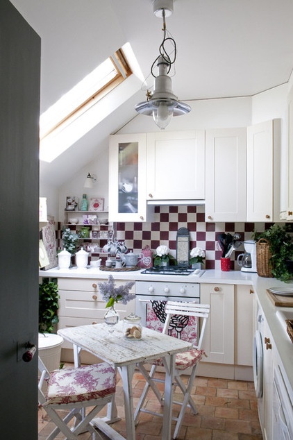 Traditional Kitchen by Catherine Sandin