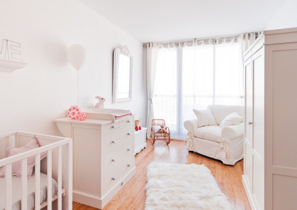 Contemporary Nursery by Marion Alberge Décoration