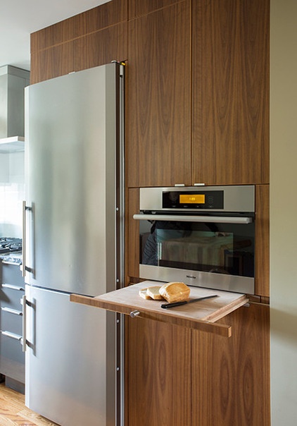 Modern Kitchen by Adams + Beasley Associates