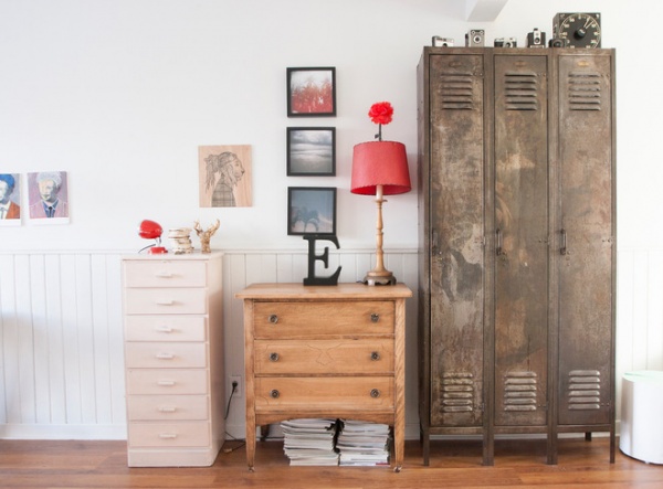 Rustic Bedroom by Le Michelle Nguyen