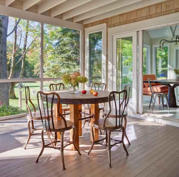 Traditional Porch by SPACE Architects + Planners