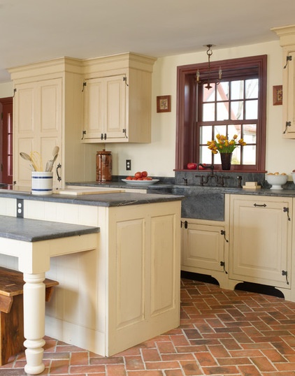 Farmhouse Kitchen by Timeless Kitchen Cabinetry