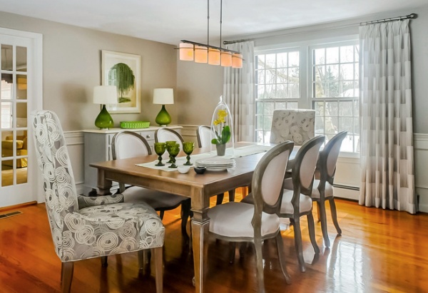 Traditional Dining Room by Linda Holt Interiors