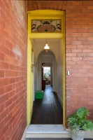 Houzz Tour: Home Keeps Its Place on ‘Sustainability Street’