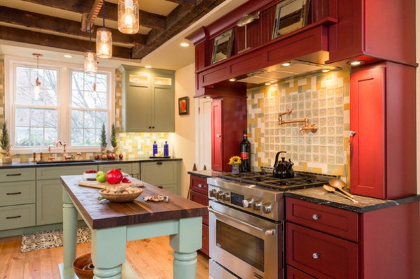 Farmhouse Kitchen by New England Design Elements