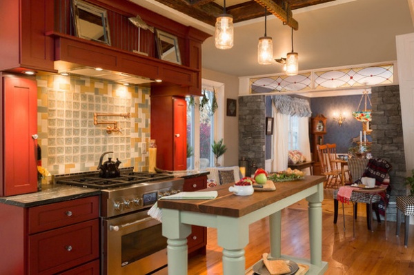 Farmhouse Kitchen by New England Design Elements