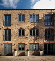 Houzz Tour: British Charm and the Look of a New York Loft