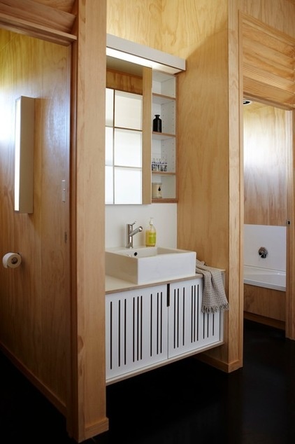 Contemporary Bathroom by Strachan Group Architects