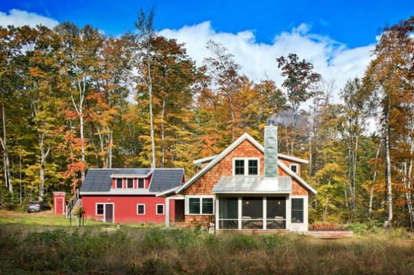 Farmhouse Exterior by Albertsson Hansen Architecture, Ltd