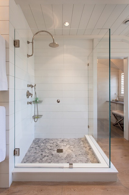 Beach Style Bathroom by Jonathan Raith Inc.